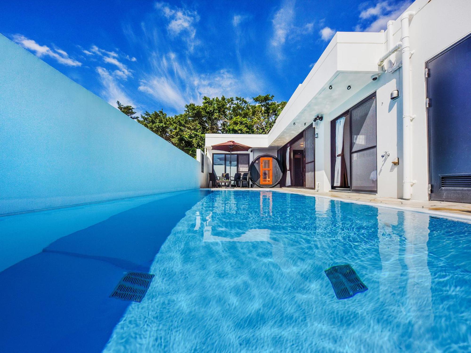 Private Pool Villa Мотобу Экстерьер фото